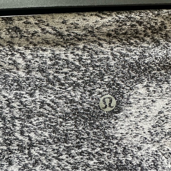 Lululemon Wunder Under cropped leggings 23" 4 gray black speckeled - Picture 4 of 5